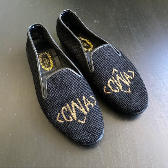 The Larkspur Collection Shoes needlepoint monogram cwa - Picture 1 of 8